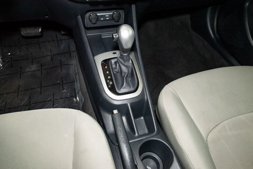 Used 2017 Kia Rio LX w/ Power Package FWD image 18