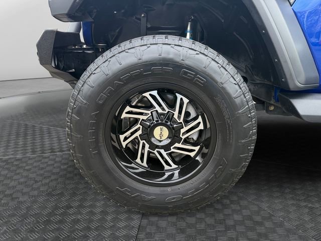 Used 2018 Jeep Wrangler Sport image 14