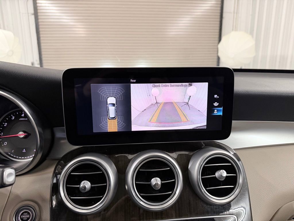Used 2021 Mercedes-Benz GLC 300 image 18