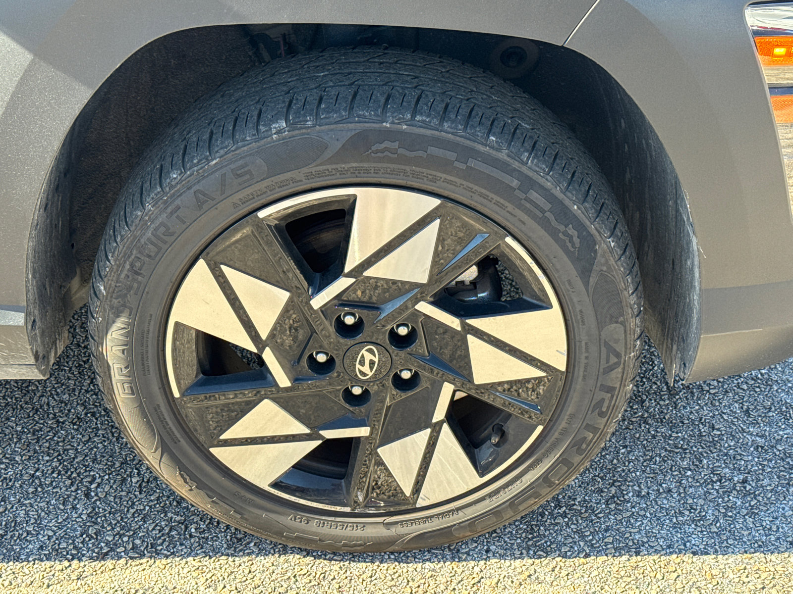 Used 2025 Hyundai Kona SEL image 12