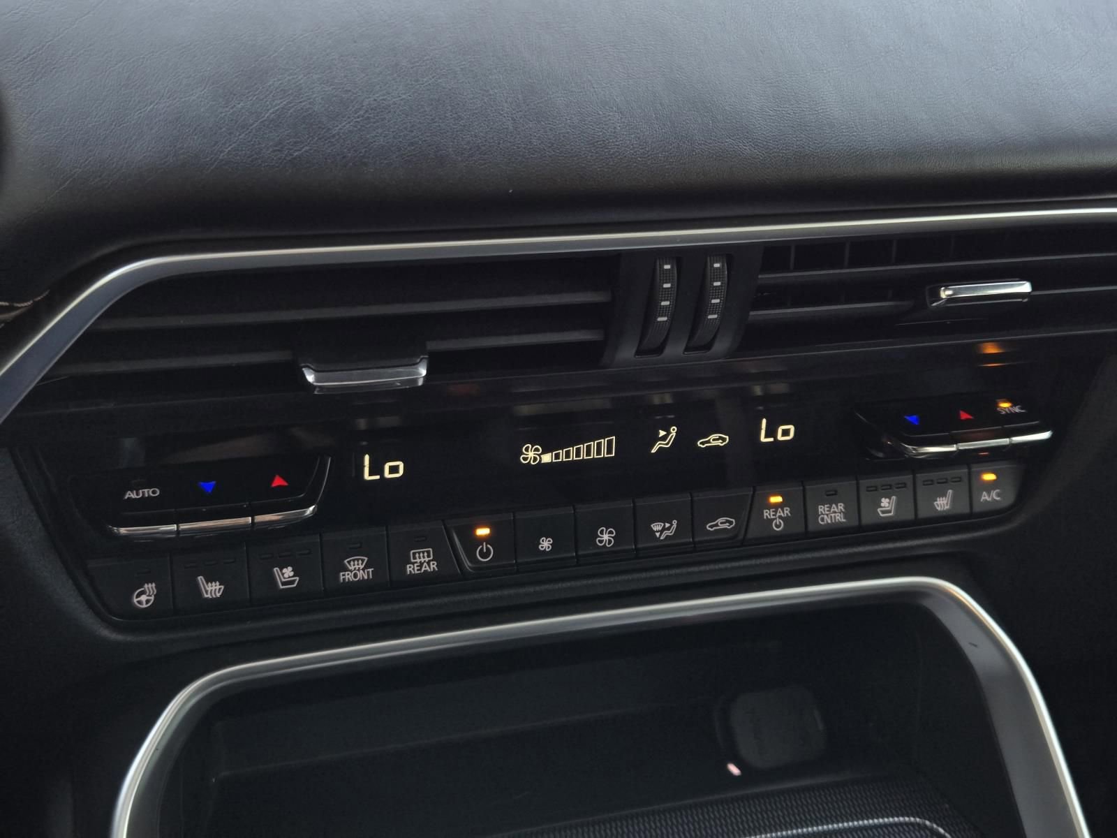 Certified 2024 MAZDA CX-90 3.3 Turbo w/ Premium Plus Pkg image 30