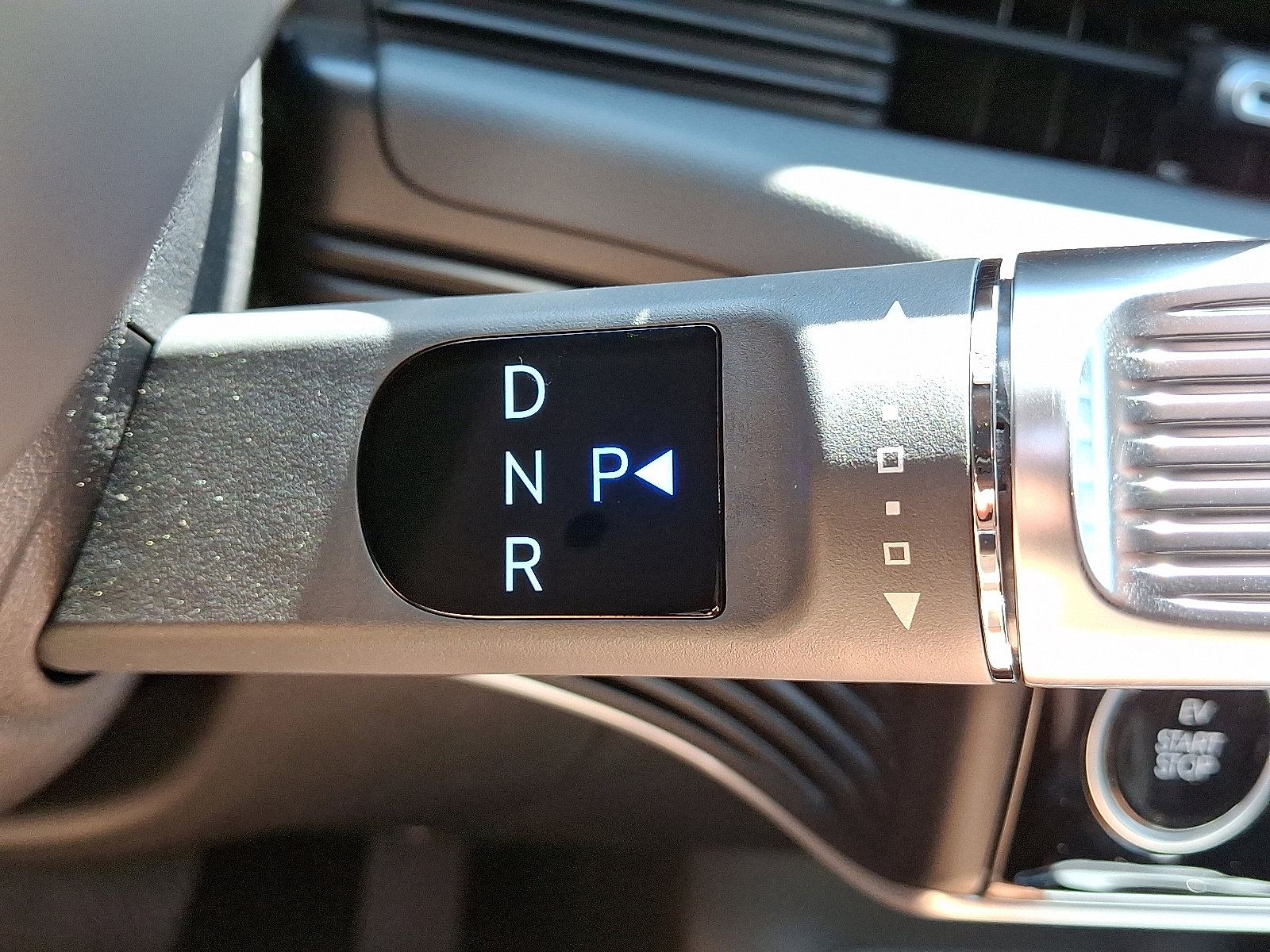 New 2025 Hyundai Ioniq 5 SE image 13