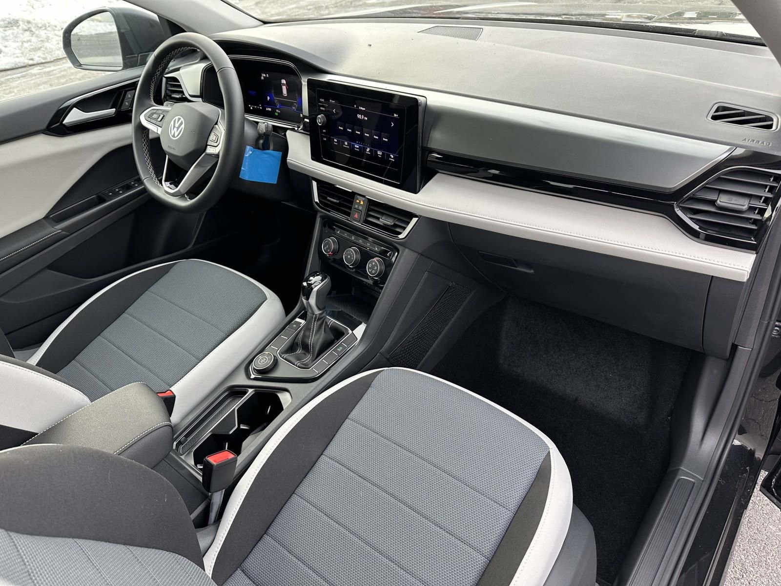 New 2026 Volkswagen Taos S image 12