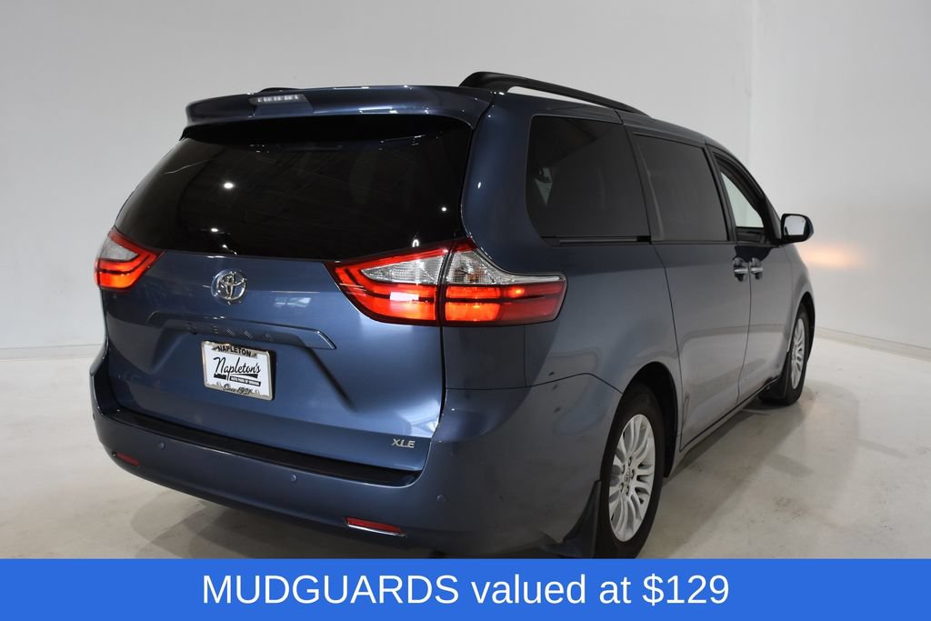 Used 2015 Toyota Sienna XLE Premium FWD image 4