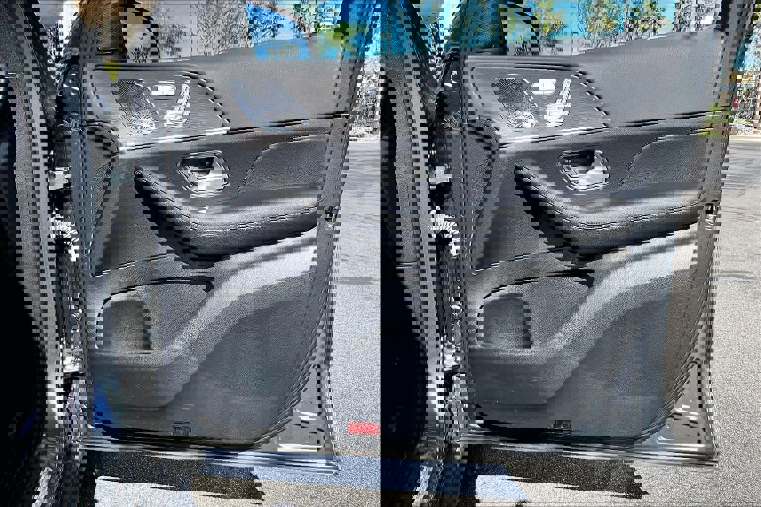 Used 2023 Mercedes-Benz GLE 350 4MATIC image 20