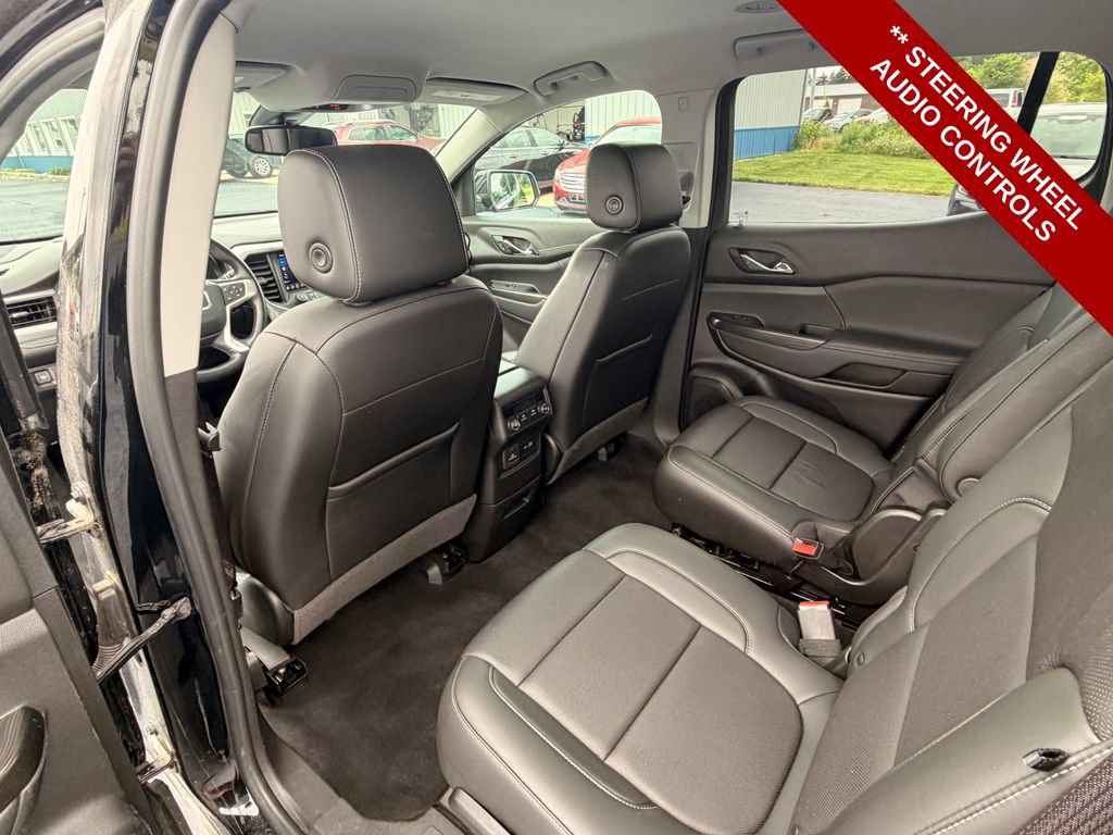 Used 2021 GMC Acadia SLT AWD/4WD image 16