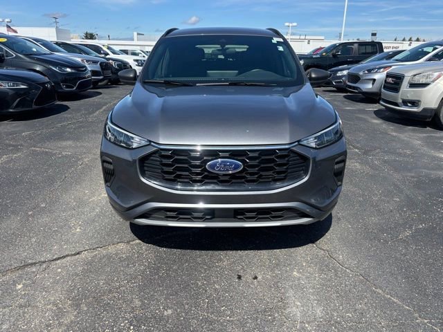 Used 2024 Ford Escape ST-Line w/ Tech Pack #1 image 2