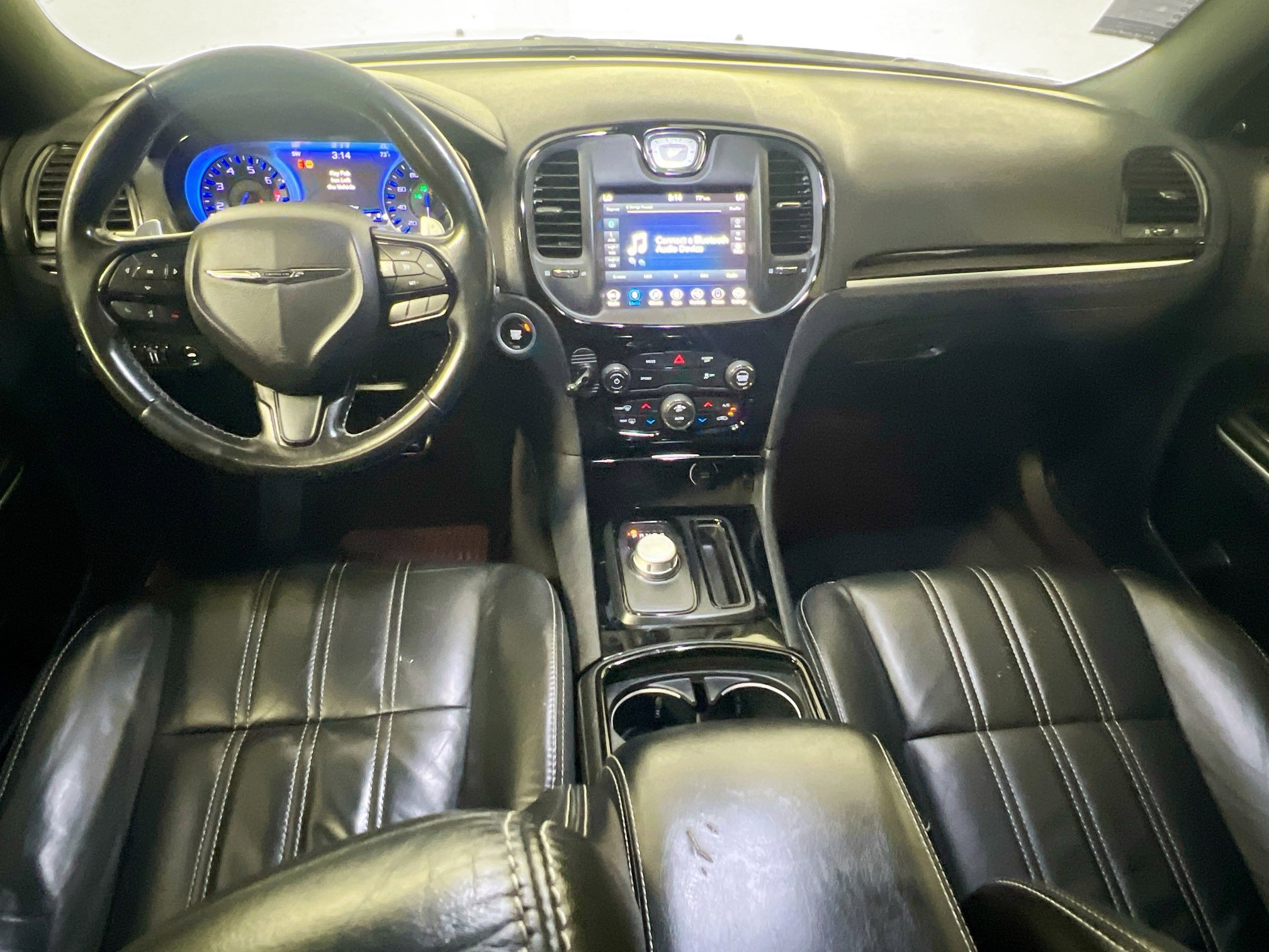 Used 2019 Chrysler 300 S image 30