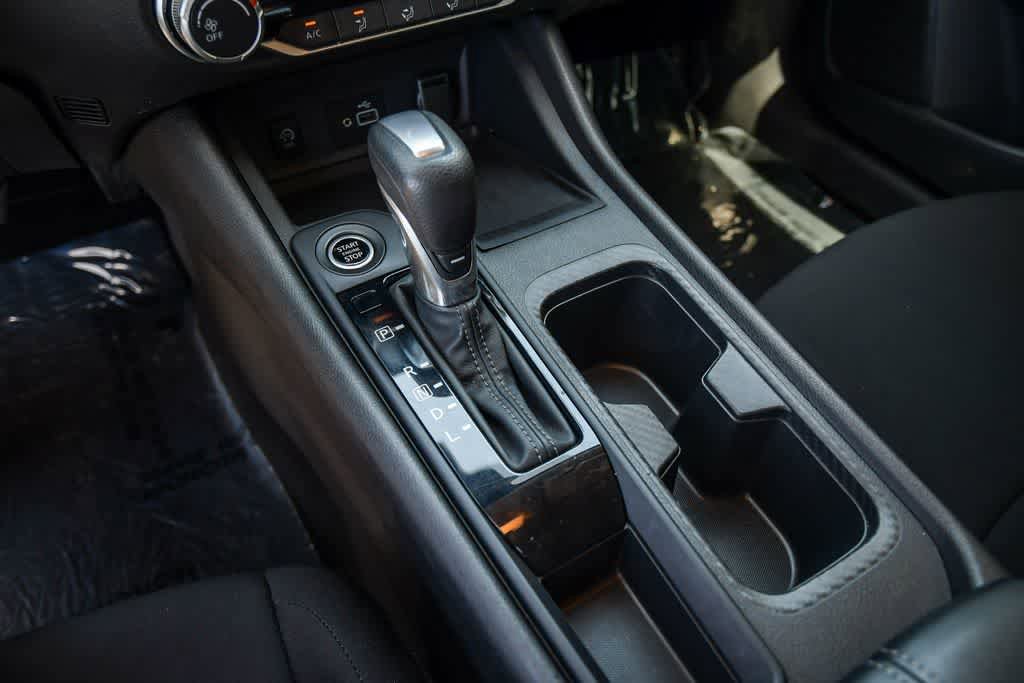 Used 2025 Nissan Sentra S FWD image 19