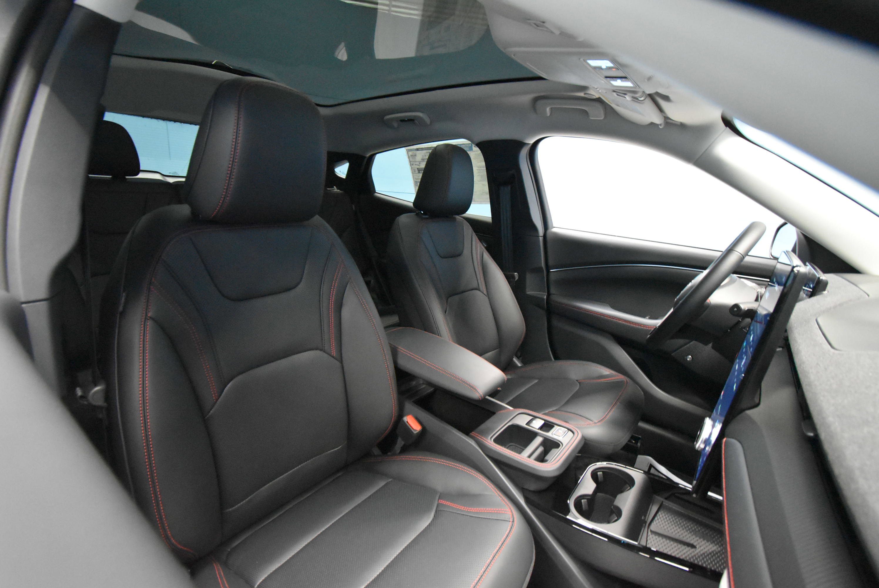 New 2026 Ford Mustang Mach-E Premium AWD/4WD image 25