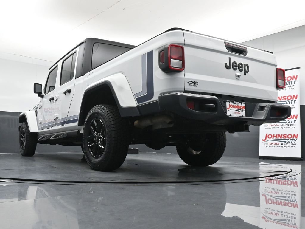 Used 2023 Jeep Gladiator Sport AWD/4WD image 35
