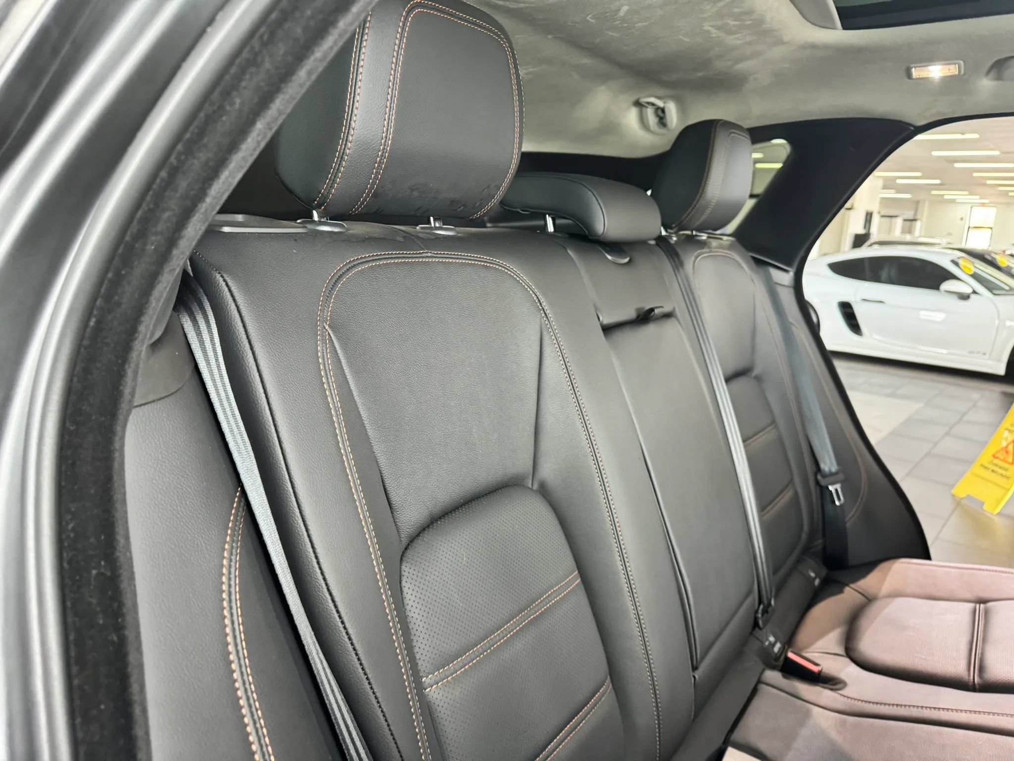 Used 2020 Jaguar F-PACE Prestige AWD/4WD image 18