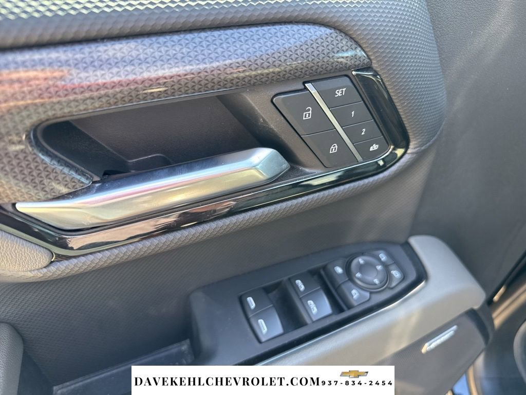 Used 2024 Chevrolet Silverado 1500 ZR2 w/ Technology Package image 9