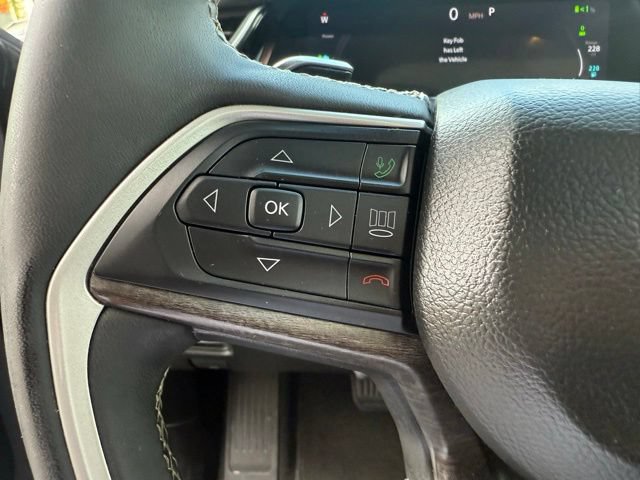 Used 2022 Jeep Grand Cherokee Limited 4xe w/ Luxury Tech Group II AWD/4WD image 32