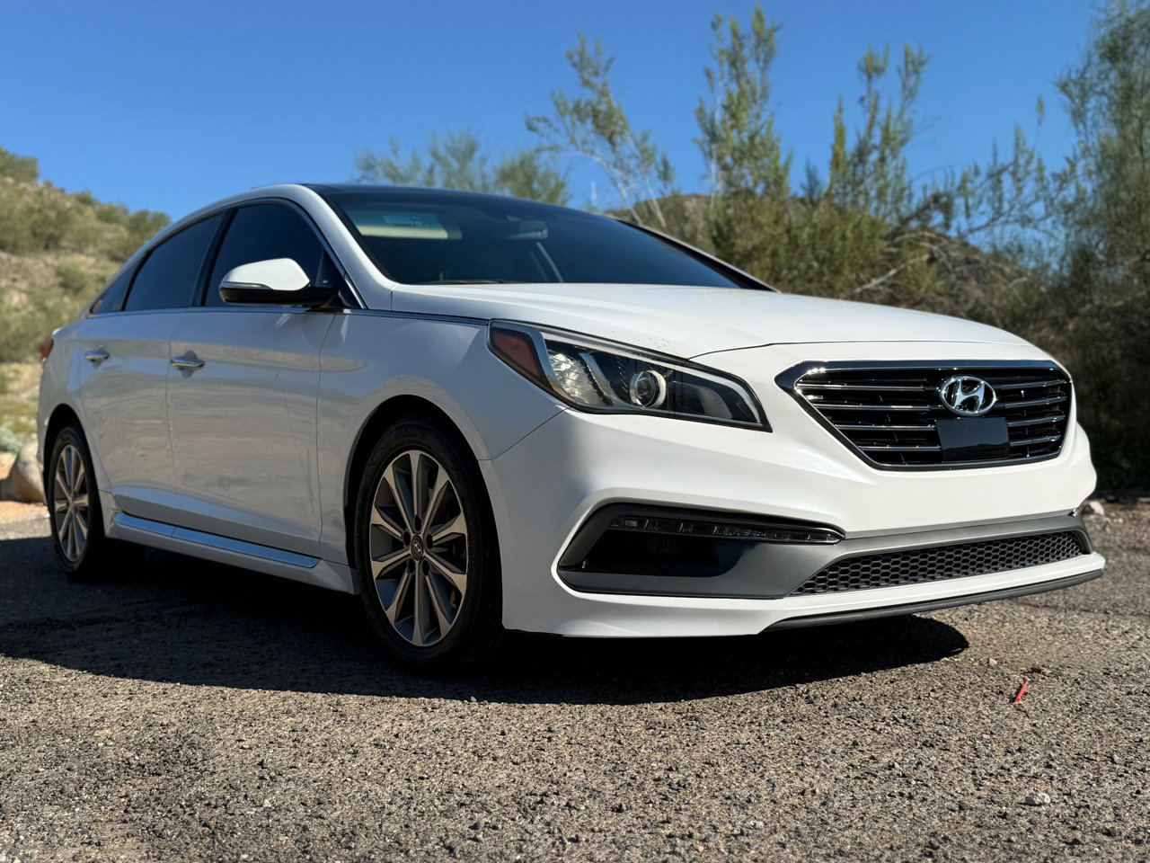 Used 2016 Hyundai Sonata Limited w/ Option Group 04 image 9