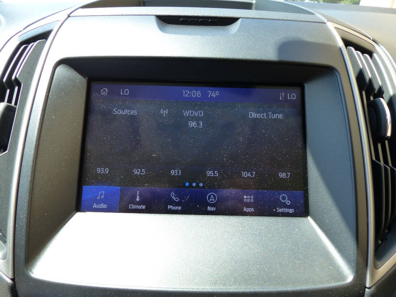 Used 2020 Ford Edge SEL w/ Convenience Package AWD/4WD image 31