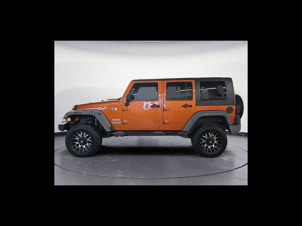 Used 2010 Jeep Wrangler Unlimited Sport AWD/4WD image 3