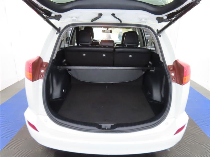 Used 2015 Toyota RAV4 Limited image 13