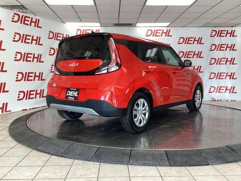 Certified 2024 Kia Soul LX FWD image 7
