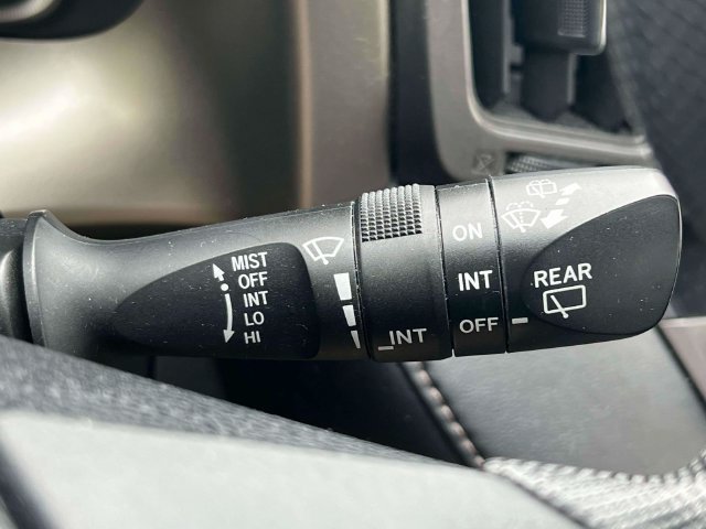 Used 2015 Toyota RAV4 XLE AWD/4WD image 10