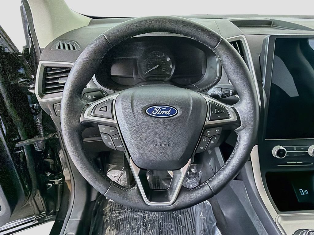 Used 2024 Ford Edge SEL w/ Convenience Package AWD/4WD image 32
