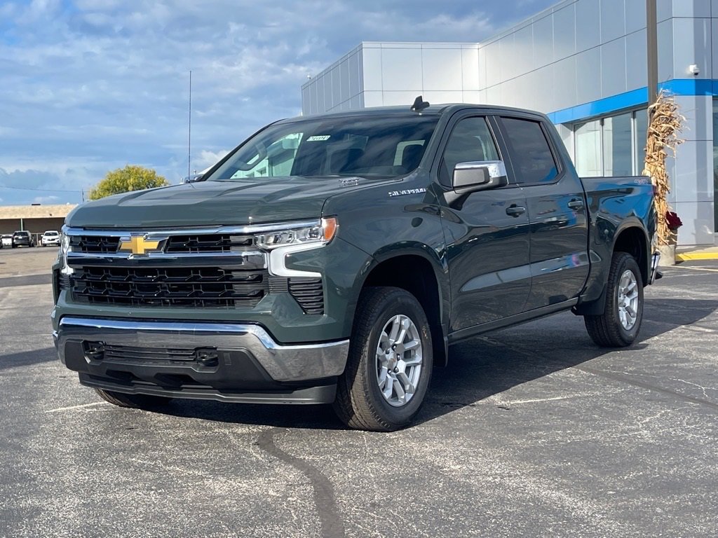 New 2026 Chevrolet Silverado 1500 LT image 3