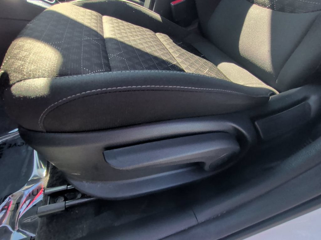 Used 2023 Kia Rio S w/ Technology Package FWD image 13