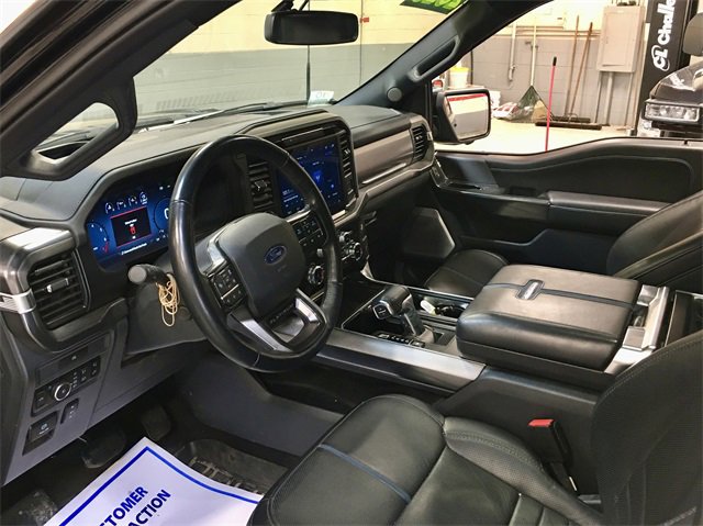 Used 2025 Ford F150 Platinum w/ Equipment Group 702A High image 4