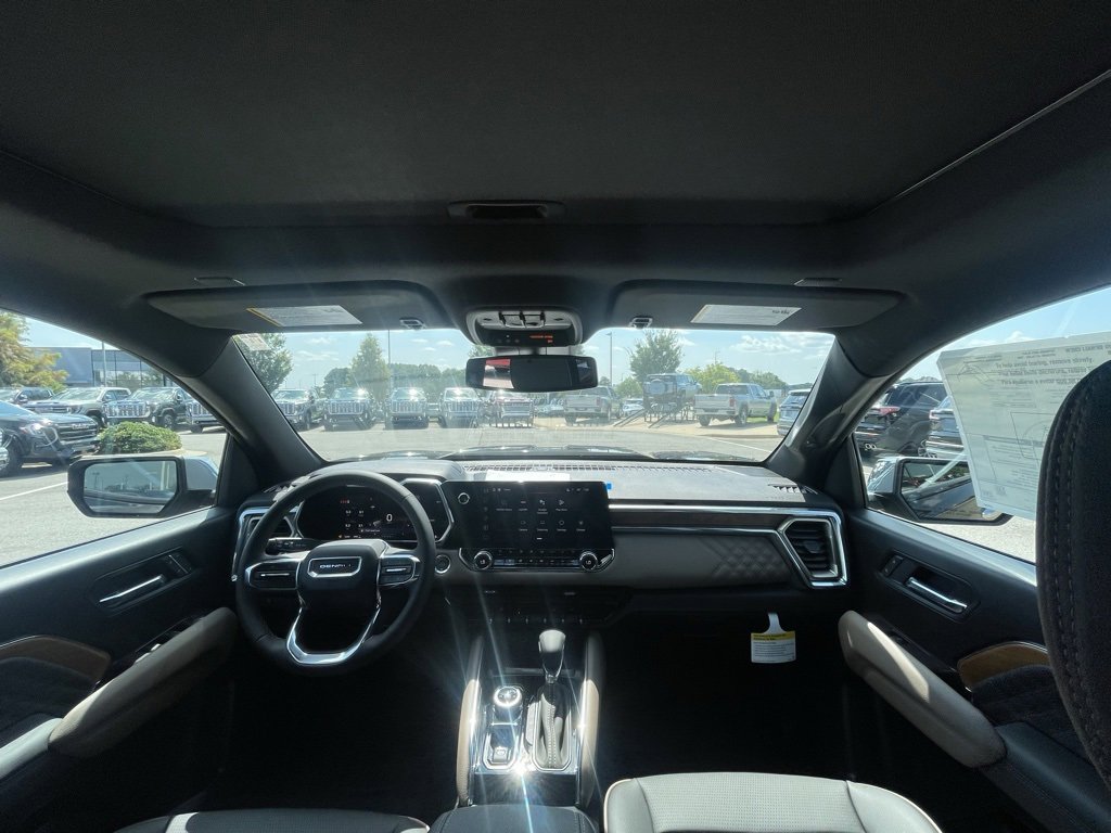 New 2026 GMC Canyon Denali image 30