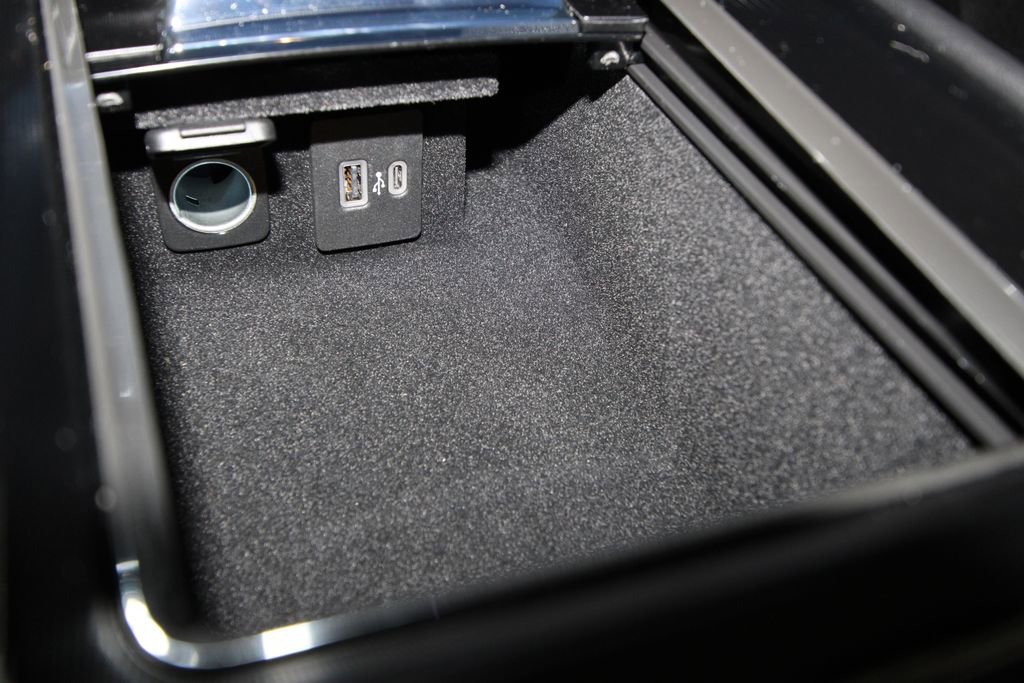 Used 2026 Lincoln Corsair Grand Touring image 19