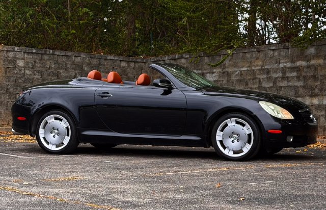 Used 2002 Lexus SC 430 Convertible RWD image 3