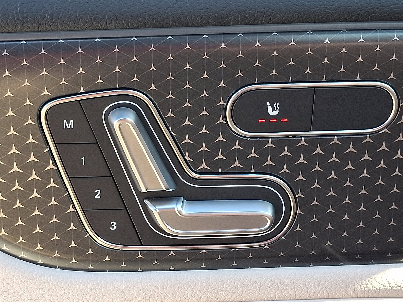 Used 2026 Mercedes-Benz GLA 250 4MATIC image 25