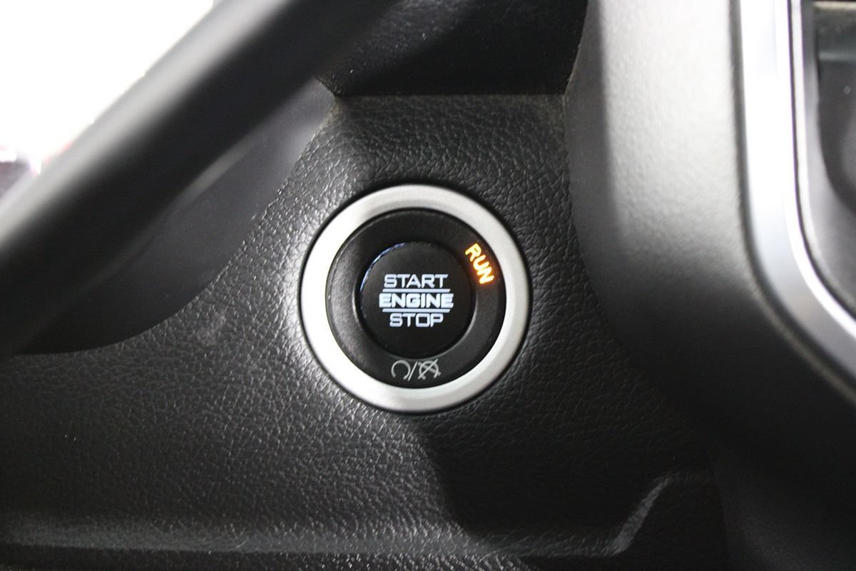 Used 2019 RAM 2500 Big Horn w/ Black Appearance Package RWD image 13