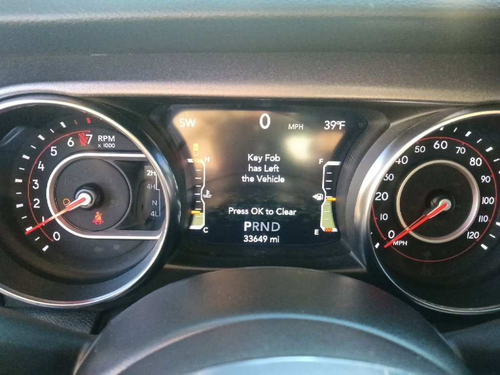 Used 2022 Jeep Gladiator Mojave w/ Cold Weather Group image 19