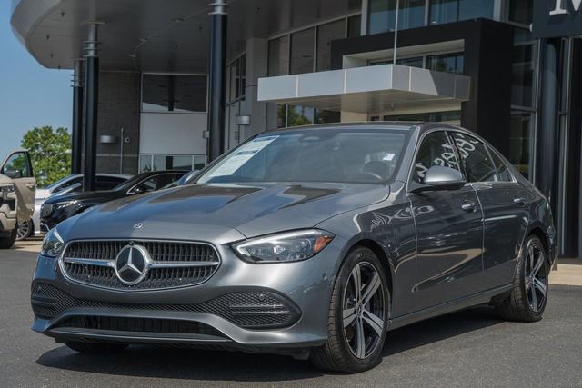 Used 2023 Mercedes-Benz C 300 4MATIC Sedan image 3