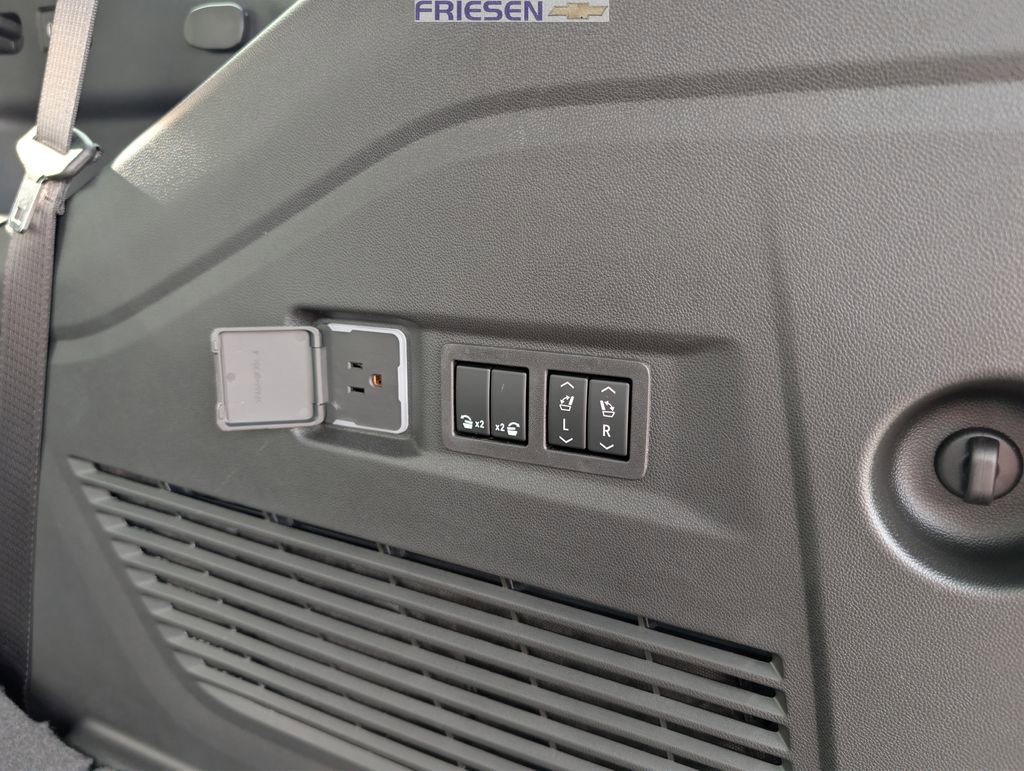 New 2026 Chevrolet Tahoe High Country image 18