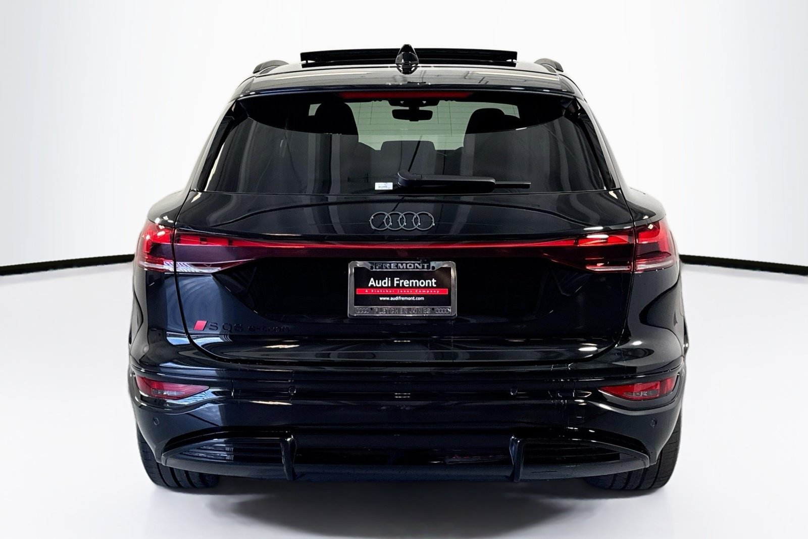 New 2027 Audi SQ6 e-tron Premium Plus AWD/4WD image 6
