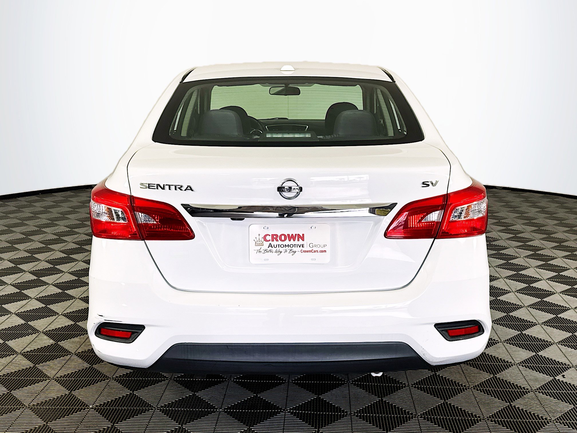 Used 2018 Nissan Sentra SV image 6