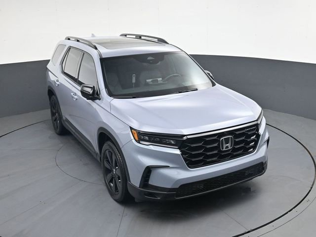 Used 2025 Honda Pilot Black Edition image 30