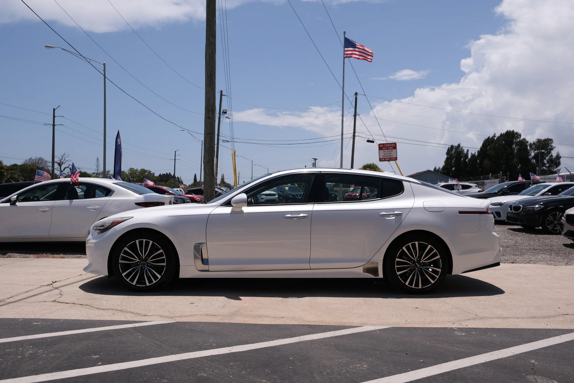 Used 2018 Kia Stinger Premium RWD image 8