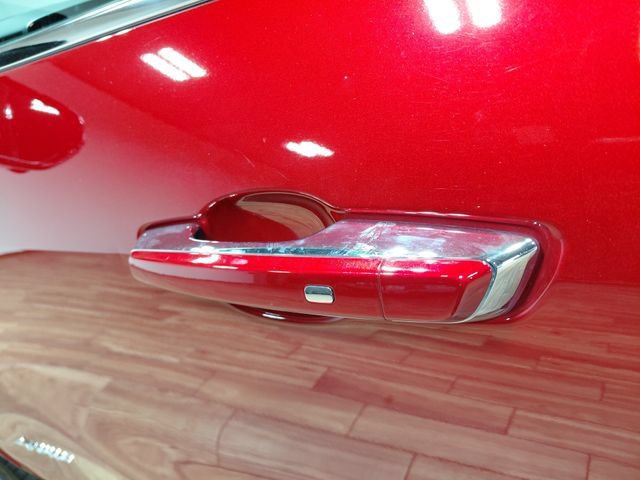 Used 2025 Buick Enclave Avenir AWD/4WD image 16