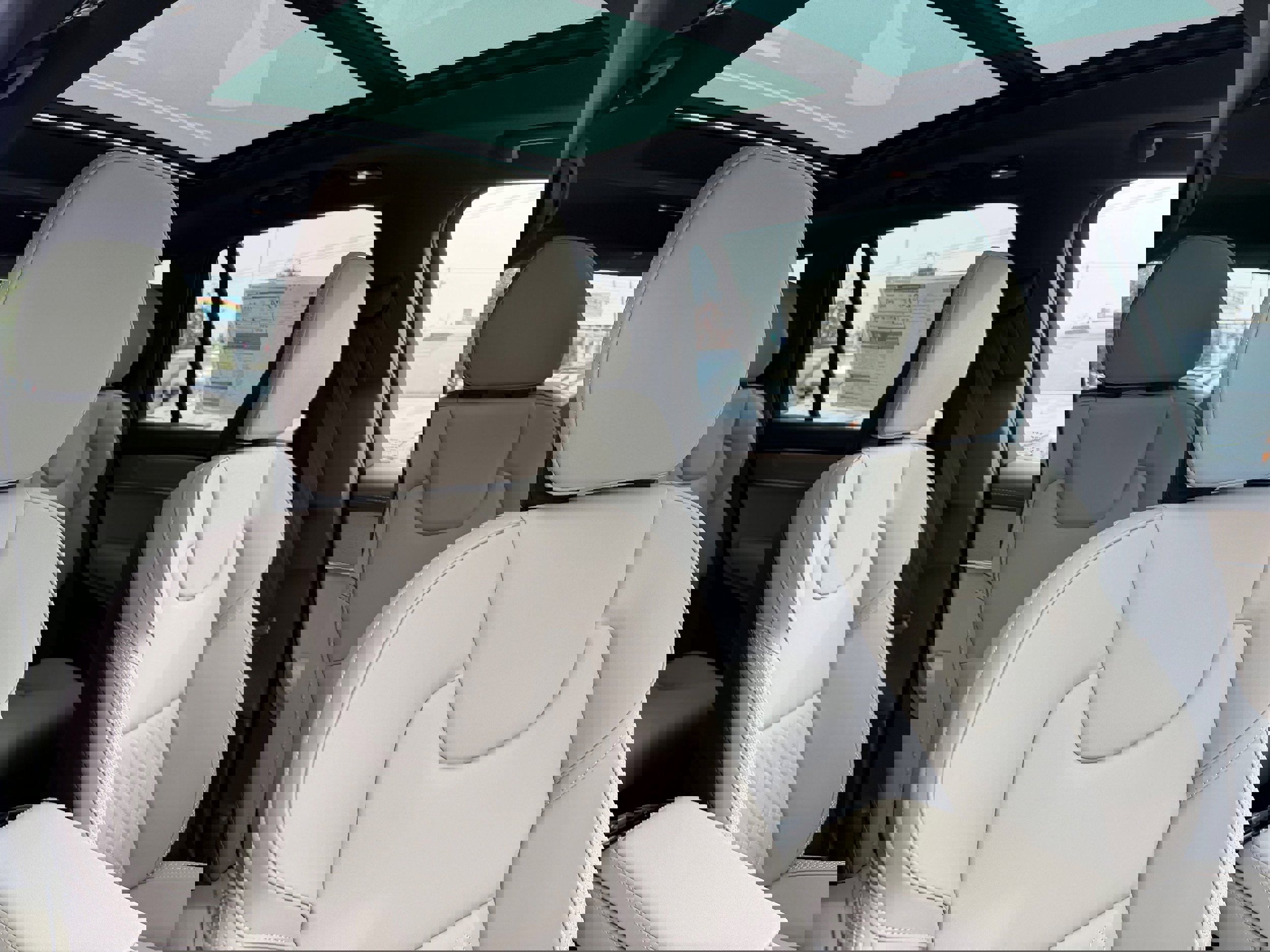 New 2026 Volvo XC90 B5 Core image 9