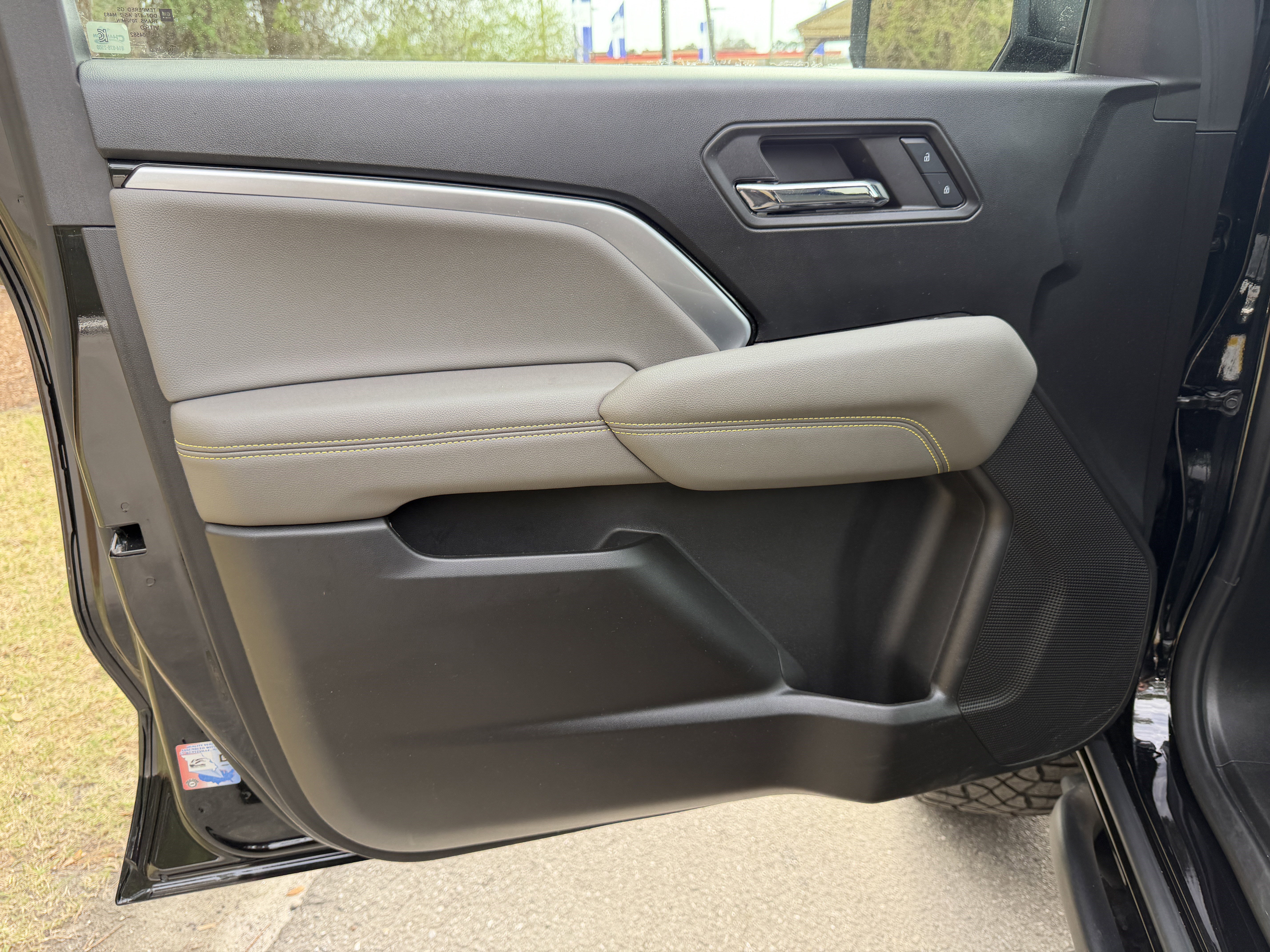 Used 2024 Chevrolet Colorado ZR2 w/ ZR2 Bison Edition AWD/4WD image 12