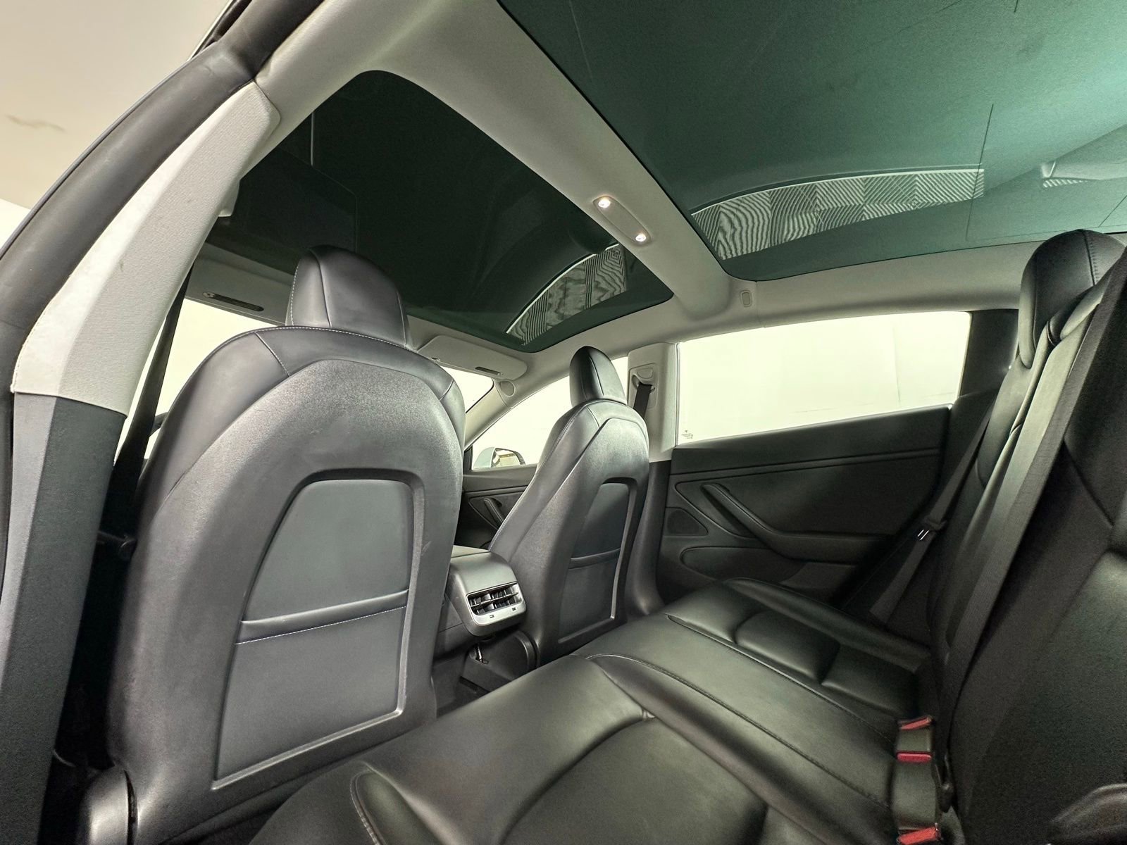 Used 2019 Tesla Model 3 Long Range image 6