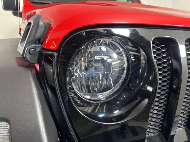 Used 2021 Jeep Wrangler Sport image 4