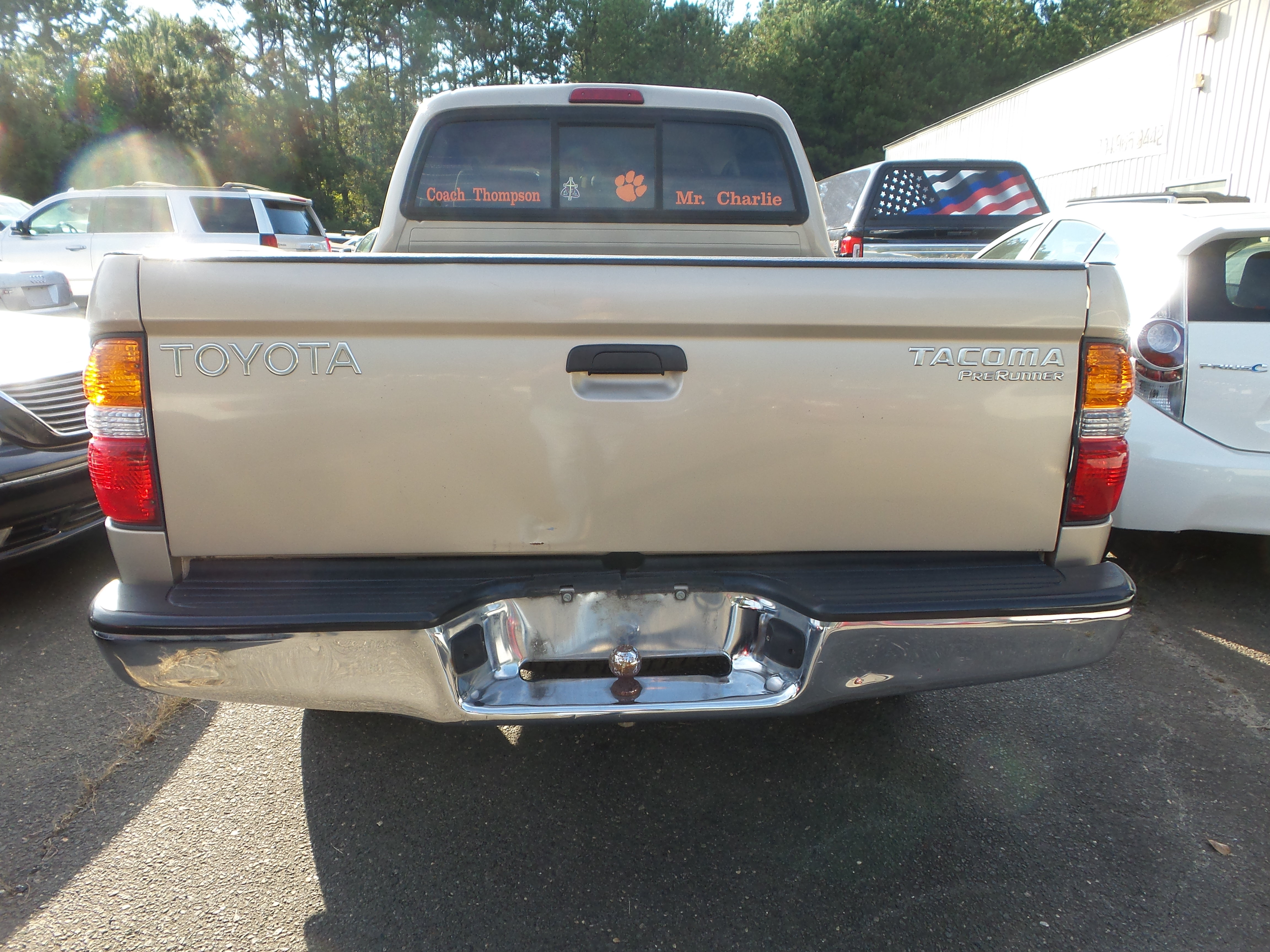 Used 2002 Toyota Tacoma PreRunner w/ SR5 Pkg w/ Chrome Pkg RWD image 2