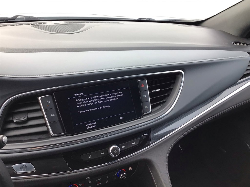 Used 2024 Buick Enclave Premium image 14