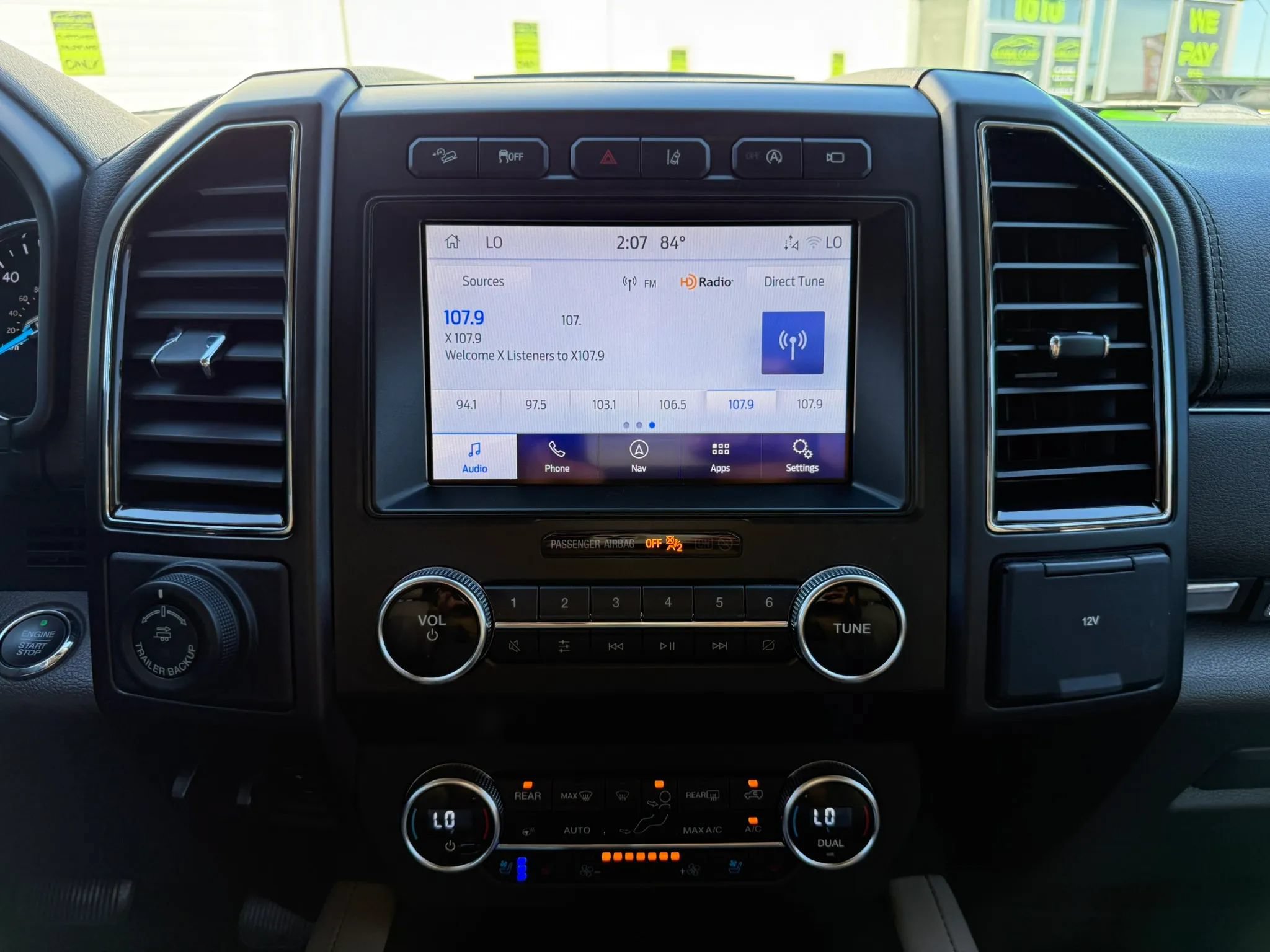 Used 2020 Ford Expedition Limited w/ Equipment Group 302A AWD/4WD image 21