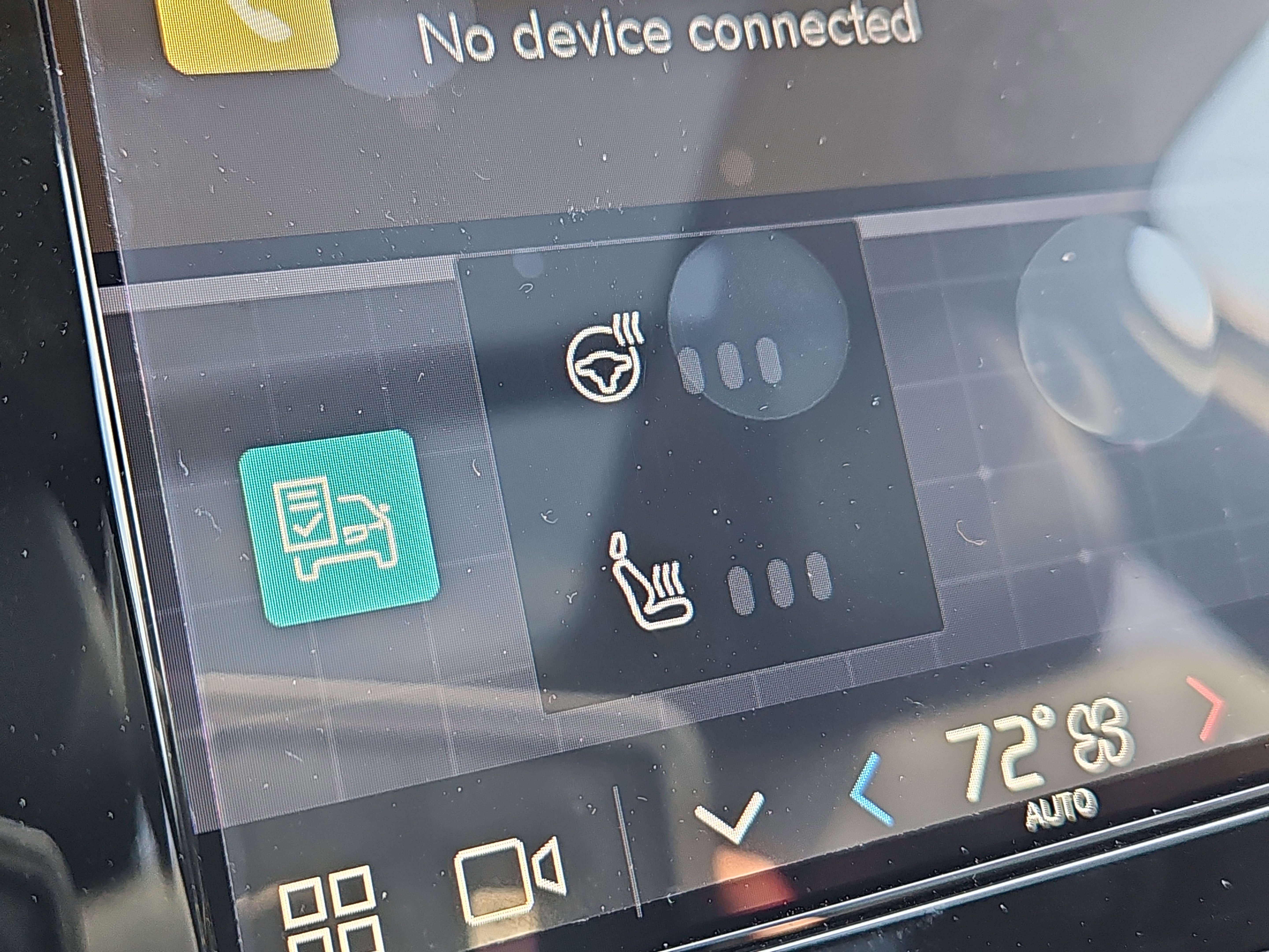 New 2025 Volvo XC40 B5 Plus w/ Protection Package Premier image 11