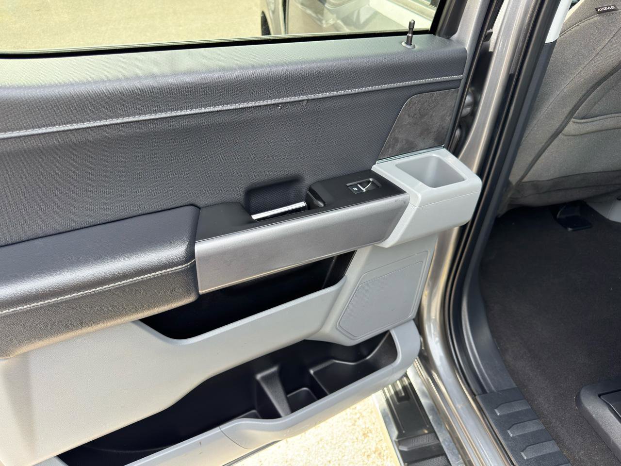 Used 2024 Ford F150 XLT w/ Mobile Office Package image 48